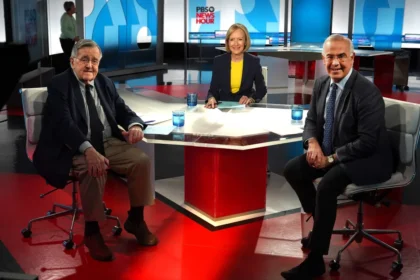 CNN vs PBS NewsHour: A Comprehensive Comparison of News Outlets
