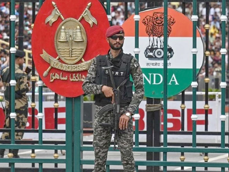 Pakistan and India Agree to Ceasefire